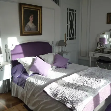 Апарт-отель Aux Meubles Du Manoir Экс-ле-Бен