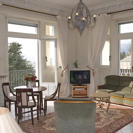 Апарт-отель Aux Meubles Du Manoir Экс-ле-Бен