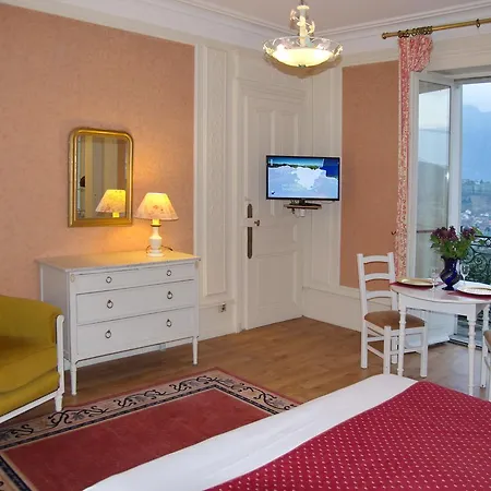 Aux Meubles Du Manoir Апарт-отель