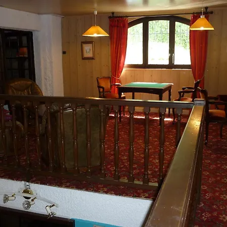 Aux Meubles Du Manoir Апарт-отель