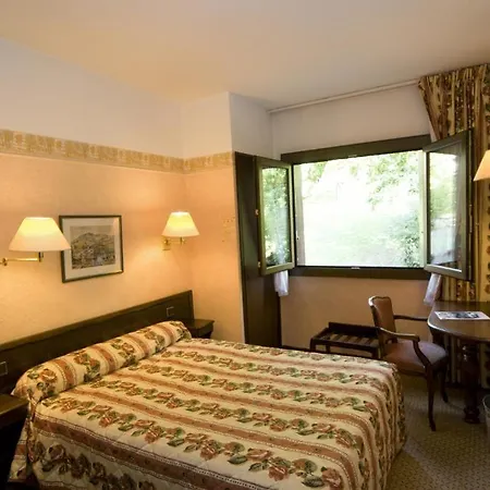 Aparthotel Aux Meubles Du Manoir 3*