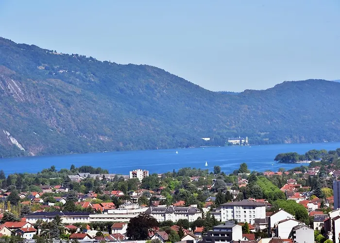 Aux Meubles Du Manoir