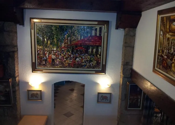 Aux Meubles Du Manoir Lägenhetshotell 3*