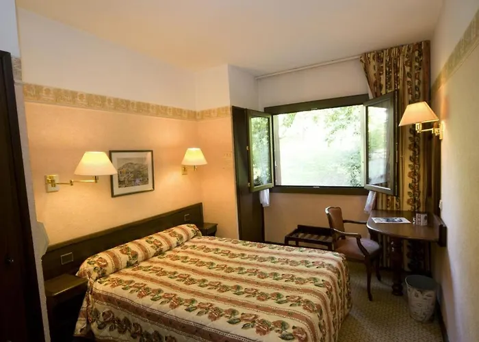 Lägenhetshotell Aux Meubles Du Manoir 3*