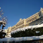 Aux Meubles Du Manoir 3*