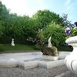 Aux Meubles Du Manoir