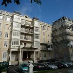 Aux Meubles Du Manoir Aparthotel 3*