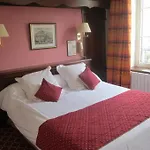 Aparthotel Aux Meubles Du Manoir