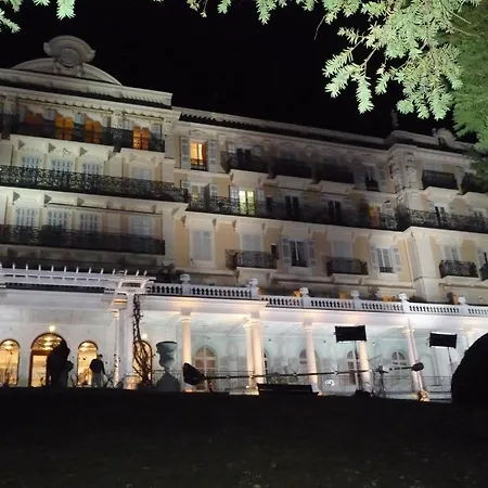 Апарт-отель Aux Meubles Du Manoir 3*