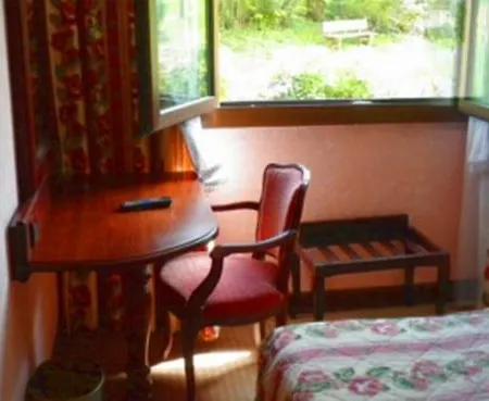 아파트호텔 Aux Meubles Du Manoir 3*