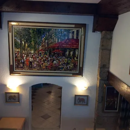 Aux Meubles Du Manoir 아파트호텔 3*