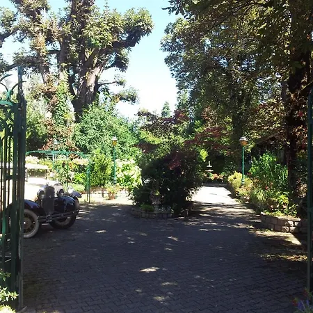 Aux Meubles Du Manoir 3* Экс-ле-Бен