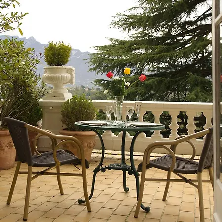 아파트호텔 Aux Meubles Du Manoir 엑스레뱅