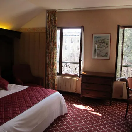 Aux Meubles Du Manoir Апарт-отель