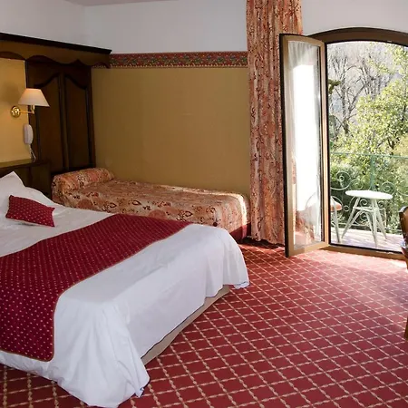 アパートホテル Aux Meubles Du Manoir 3*