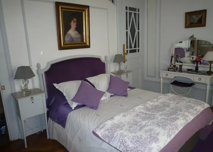 アパートホテル Aux Meubles Du Manoir