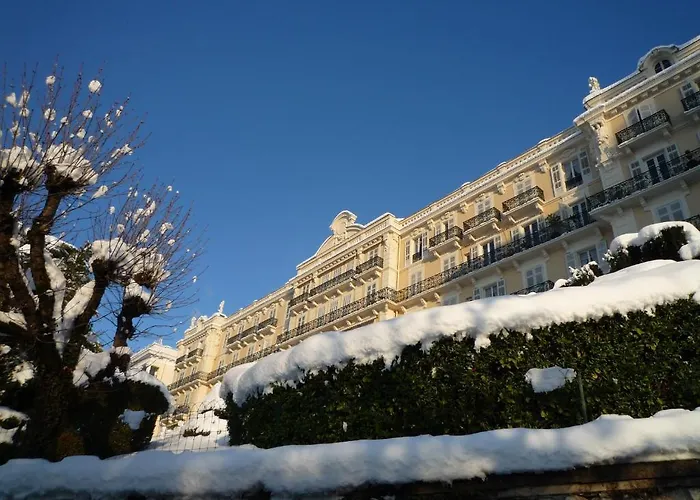 Aux Meubles Du Manoir 3*