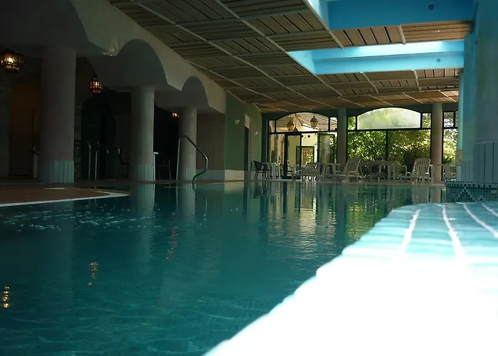 Aux Meubles Du Manoir エクスレバン