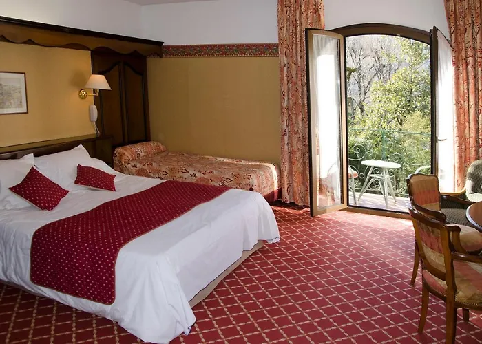 アパートホテル Aux Meubles Du Manoir 3*