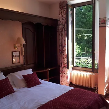 Aux Meubles Du Manoir Экс-ле-Бен
